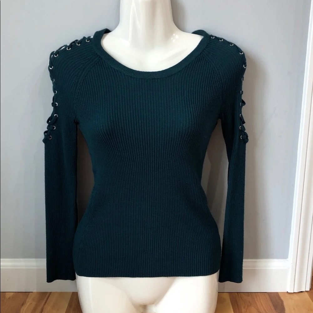 Guess sweater